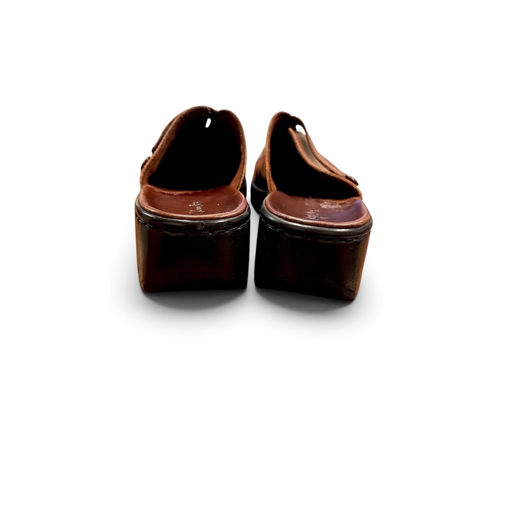 Y2K Clarks Leather Mules Women 8.5 Brown Low Wedge Slip On Comfort Clogs - Picture 3 of 7